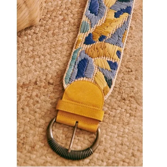 ?|NWT| Sézane Carlie belt- 80cm Sézane Carlie Belt Sz T.90 Sezane | Mercari main image 3